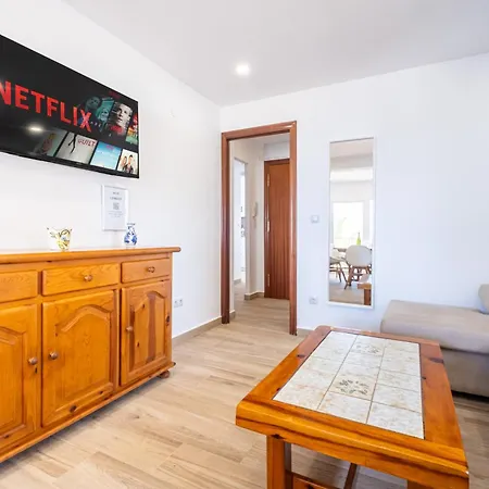 Elixir First Line Apartment *
