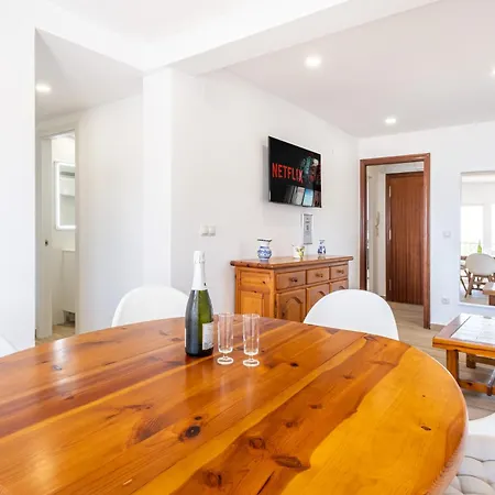 Elixir First Line Apartment *