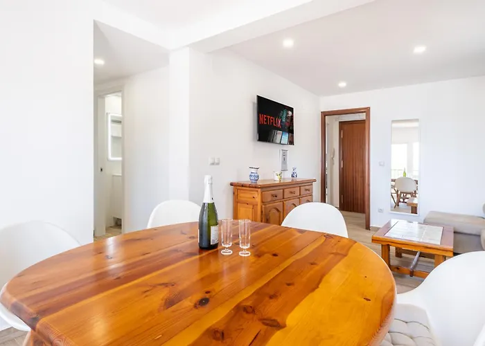 Elixir First Line Apartman *